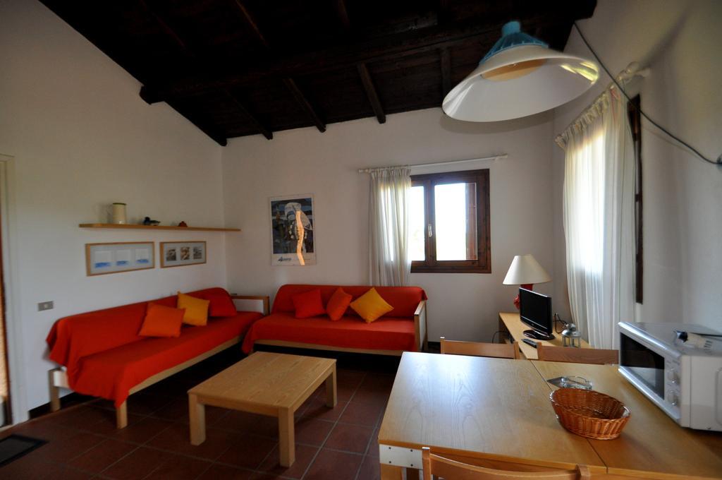 Appartamenti Residence Vela Blu Golfo Aranci 马里内拉 客房 照片