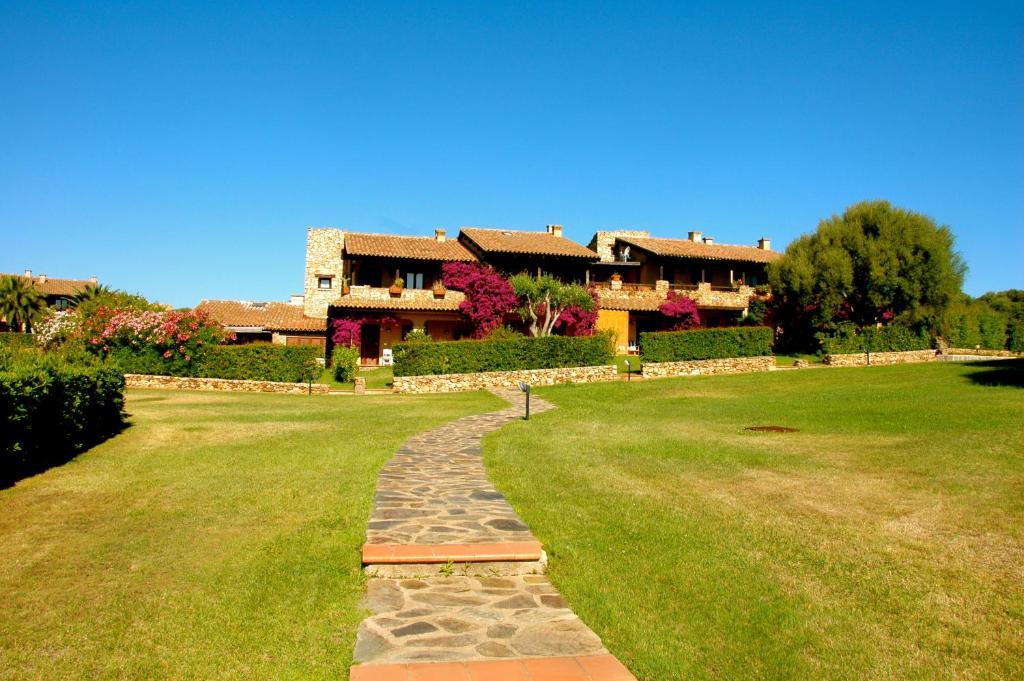 Appartamenti Residence Vela Blu Golfo Aranci 马里内拉 外观 照片