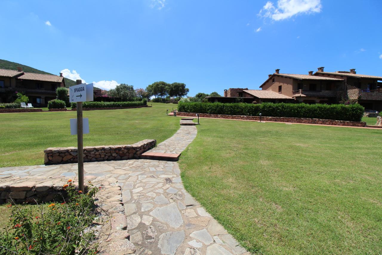 Appartamenti Residence Vela Blu Golfo Aranci 马里内拉 外观 照片