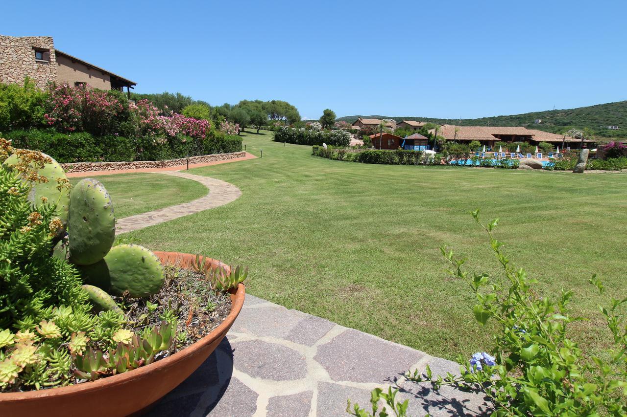 Appartamenti Residence Vela Blu Golfo Aranci 马里内拉 外观 照片